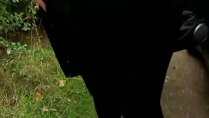 Il corriere ha portato un bikini, ma ha sbagliato ed è film porno vecchie porche tornato dalla signora.