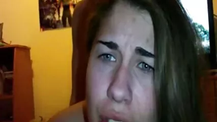 L'abile bionda Kali soddisfa il cliente abituale Tommy video vecchie porche Gunn.