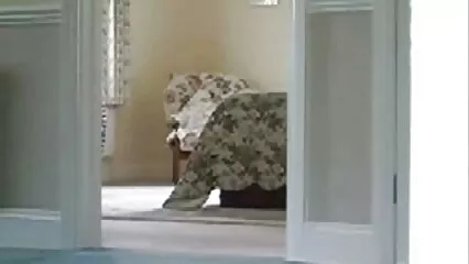 L'amica della nonne porche video gratis sorella ha provato la biancheria intima nel momento sbagliato.