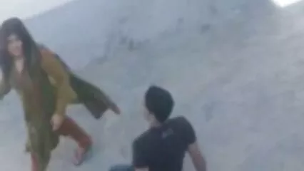 Sesso su una moto. porche vecchie