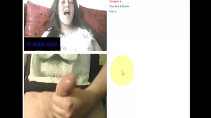 La ragazza ha vecchie porche video un orgasmo.