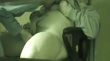 La matrigna si unisce al sesso della figliastra nonne porche xxx con il fidanzato.