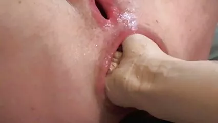 Una puttana francese ha video nonne porche accettato un'orgia.