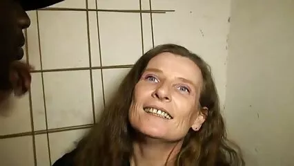 Squisito feticismo del film porno nonne porche piede.