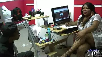 I youporn vecchie porche Pikapers hanno trovato un nascondiglio facilmente accessibile.