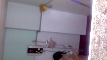 Veronica prende donne vecchie porche la sborra del fratellastro in faccia.