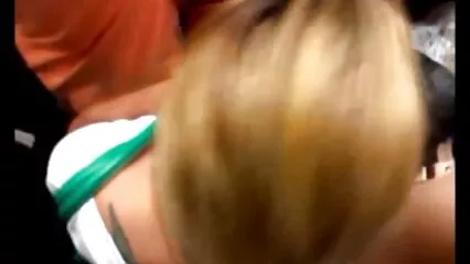 Salvataggio su una spiaggia film porno vecchie porche selvaggia.