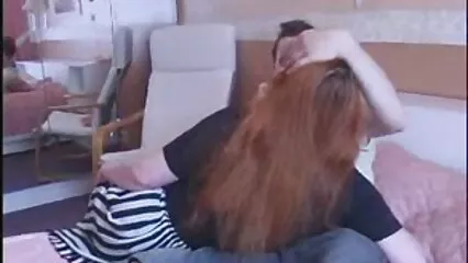 Il moscovita Sasha ha foto di vecchie porche una bocca da succhiare e buchi spaziosi.
