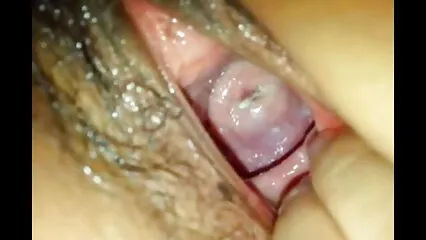 La bionda ha colto l'occasione per scopare con due vecchie porcone gratis neri.